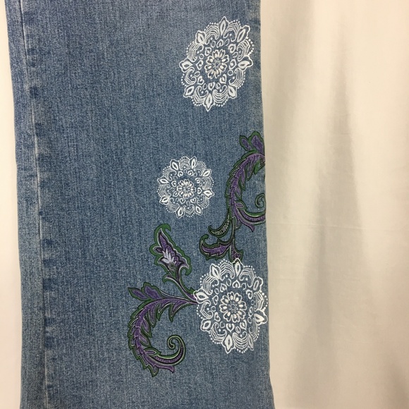 Coldwater Creek Beautiful Embroidery Screen Print - Picture 6 of 8